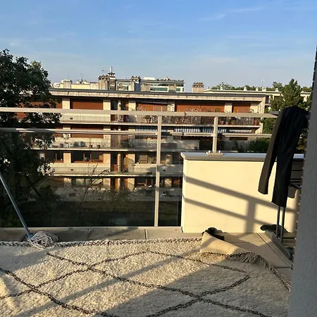 At 20 Mins Drive To Paris Apartmán Rueil-Malmaison